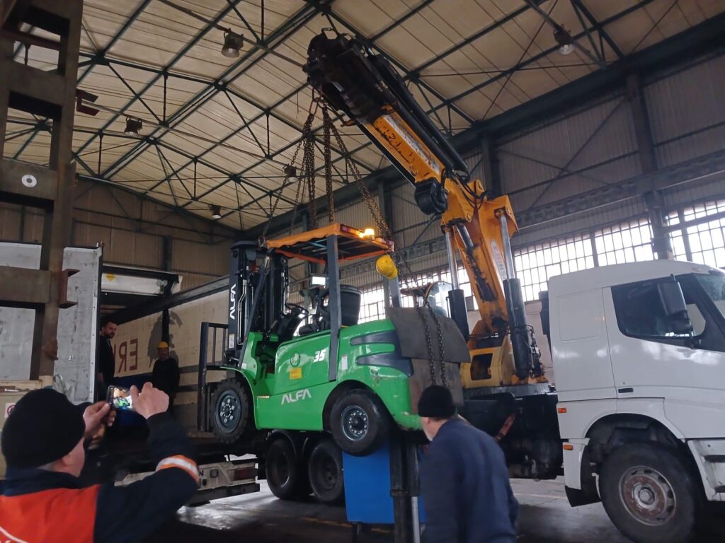 İş makinesi yerleştirme hizmeti